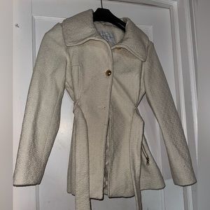 Girl’s white Jessica Simpson jacket